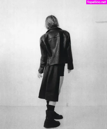 Hunter Schafer OnlyFans Thumbnail #OaiVYJroy4