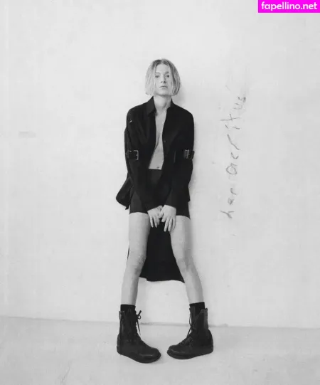 Hunter Schafer OnlyFans Thumbnail #hXwlpitOpU