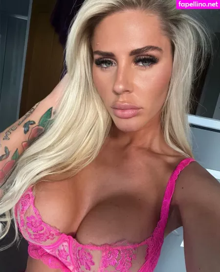 Husbandhotwifeyx OnlyFans Thumbnail #AbNLHigDd7