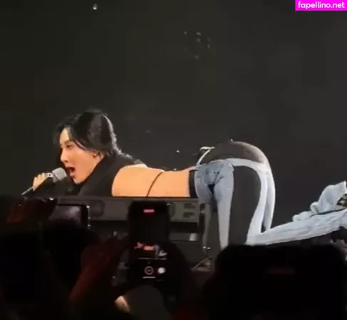 Hwasa OnlyFans Thumbnail #2A5Nm2ELuE