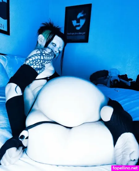 Hxrsefly 8 OnlyFans Thumbnail #nTXSd1FwkT