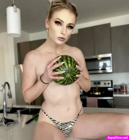 Hyleywinters OnlyFans Thumbnail #Usj6vTCRop