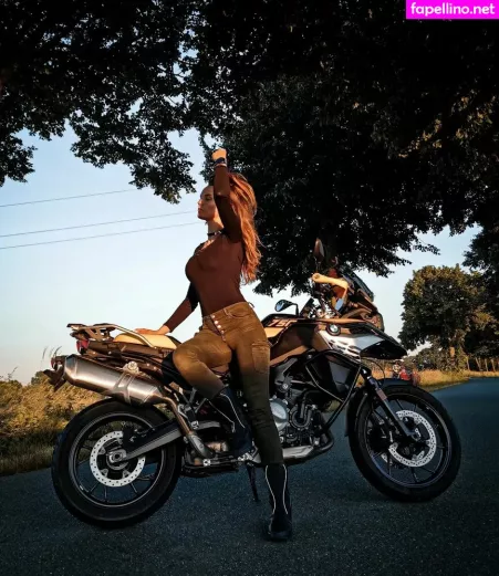 Hyrula OnlyFans Thumbnail #JBqEKDhLwh