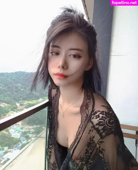 Hyuniris OnlyFans Thumbnail #TnsV24qtE7