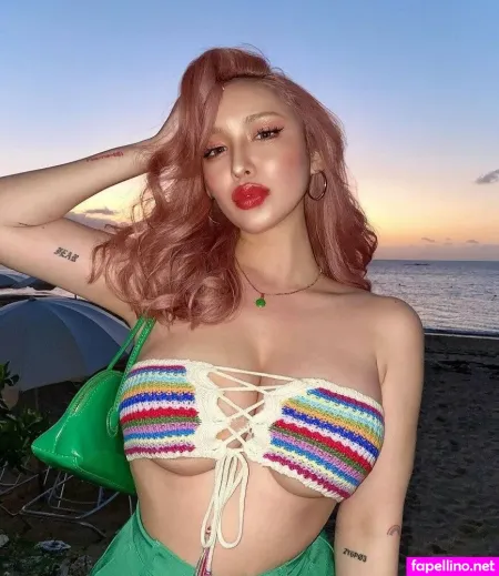 Hzk0207 OnlyFans Thumbnail #5Cc4R0l0uW