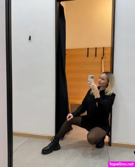 I Am Nicolepop OnlyFans Thumbnail #TnkCSQy8FU