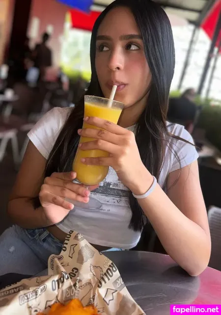 I Am Rosie OnlyFans Thumbnail #HNQImkPety