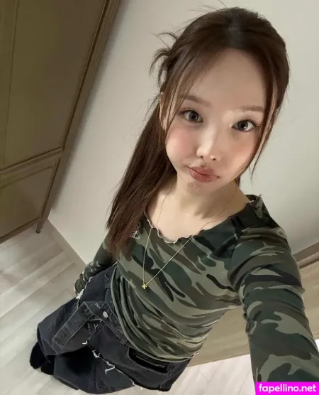 I M Nayeon OnlyFans Thumbnail #r6KLRqotil