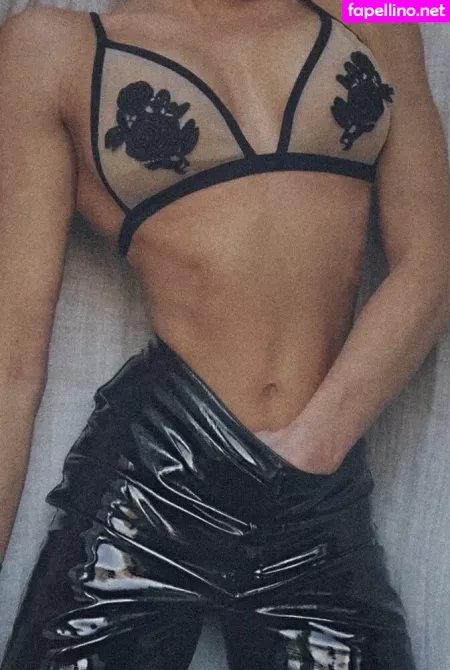 Ia Ostergren OnlyFans Thumbnail #8Goxf8muJU