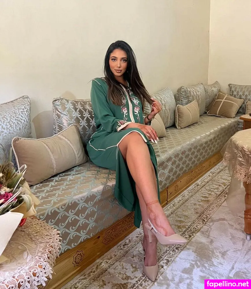 iam.oumnia Nude Leaked OnlyFans Photo #9MAX4MT8bd