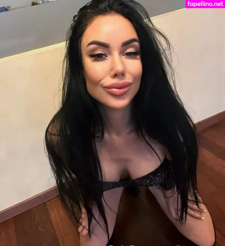 Iamalinax OnlyFans Thumbnail #nMaDW3yL5A