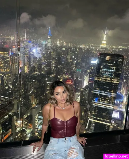 Iamaraqueenbae OnlyFans Thumbnail #0BbBKPgAWC