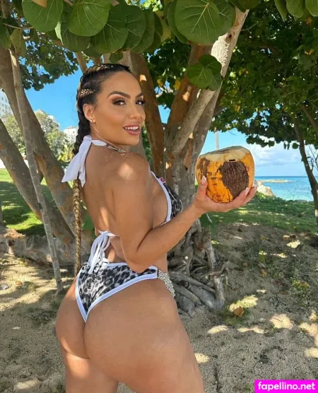 Iamaraqueenbae OnlyFans Thumbnail #KvYnqFlLjp