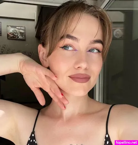 Iambananya OnlyFans Thumbnail #5U6rfzRSlZ