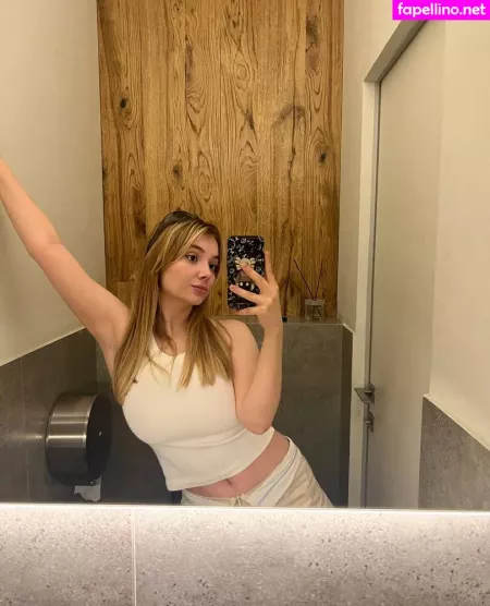 Iambobriha OnlyFans Thumbnail #YhgCrzk5fe
