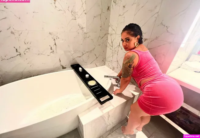 Iamcurvybarbi OnlyFans Thumbnail #jlUPwKZh2n