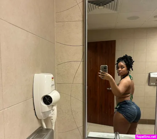 Iamdajahzhane 1 OnlyFans Thumbnail #fTApwyWscz