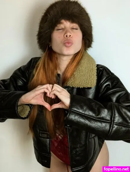 Iamfoxxyred OnlyFans Thumbnail #IdlYR2aGhZ