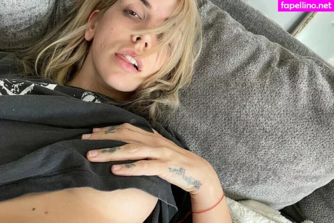 Iamheaveniamhell OnlyFans Thumbnail #3UIiYLpvoN