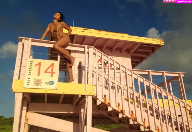 Iamhelenaprice OnlyFans Thumbnail #lzPi8saQZS