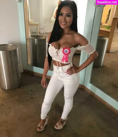 Iamhienhoneybee OnlyFans Thumbnail #x12TOCIZ7g