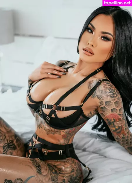 Iamhienhoneybee OnlyFans Thumbnail #x6e3DXGsAN