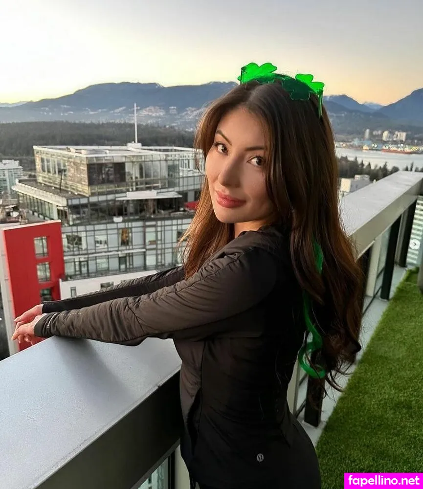 iHolly, iamhely, iamiholly, riceiholly Nude Leaked OnlyFans Photo #5hlCmlgJoB