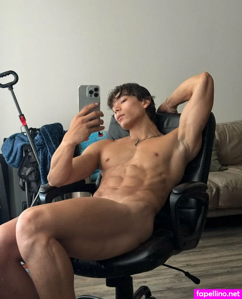 iaminlovewithcutecats Nude Leaked OnlyFans Photo #clKswJr3Sv