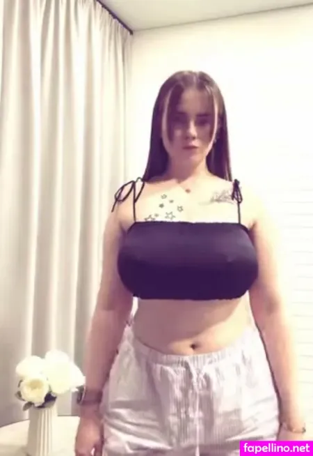 Iamliliri OnlyFans Thumbnail #p9gPKgszZN