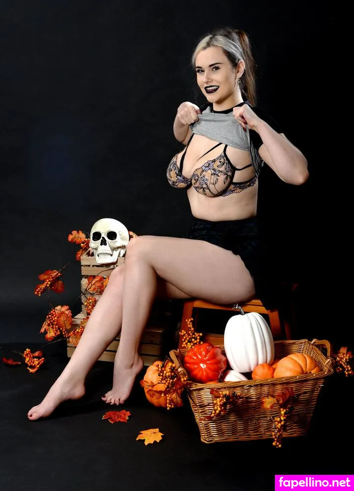 i.am.miss.tery, iammissteryfree Nude Leaked OnlyFans Photo #6cRVcZ97Os