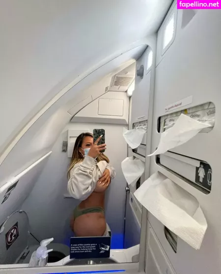 Iamoliviayoung OnlyFans Thumbnail #WHpwMSYgcB