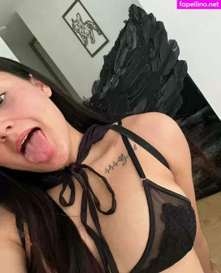 Iamqueenjaii OnlyFans Thumbnail #h0QWBoHhQ4