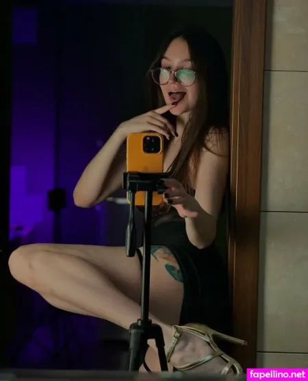 Iamrileygrey OnlyFans Thumbnail #gMYzpWxat6