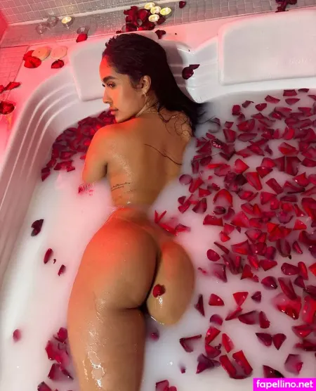 Iamsamievera OnlyFans Thumbnail #j1EqsmCrWp