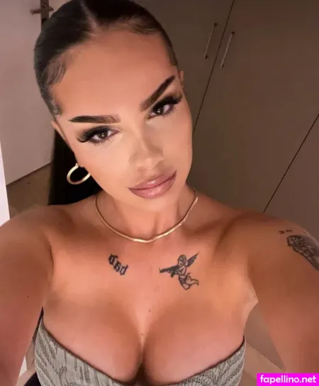 Iamsaraly OnlyFans Thumbnail #ObrjqB2RsX