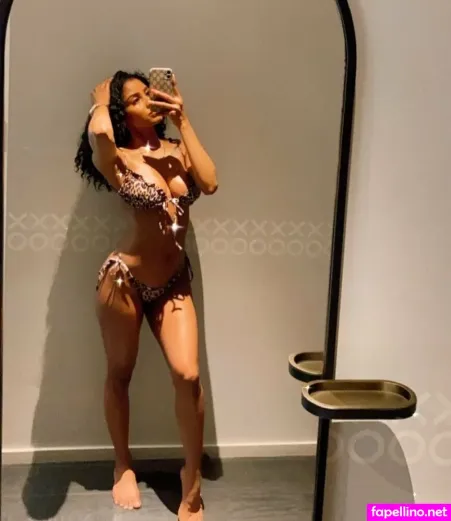 Iamsassyy OnlyFans Thumbnail #mR13k5RoFr