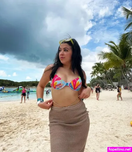 Iamsofiabella OnlyFans Thumbnail #Yq4BdzzgIv