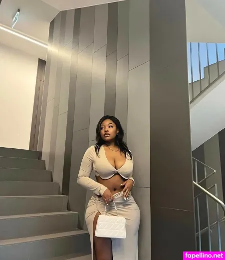 Iamtawanaa OnlyFans Thumbnail #e2k6k5tfln