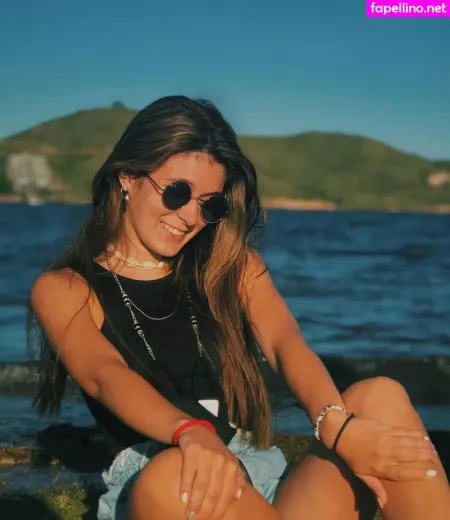 Iara Castagno OnlyFans Thumbnail #axLHLdkTJ1