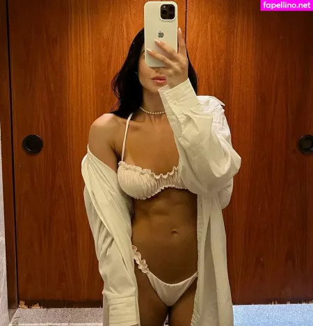 Iara Guimaraes OnlyFans Thumbnail #v1X3wqVou8