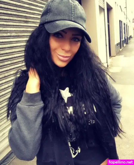 Iasmina Roxana OnlyFans Thumbnail #OPQdIl9gQ9