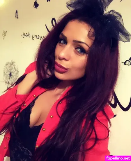 Iasmina Roxana OnlyFans Thumbnail #kyHvPrCaHg