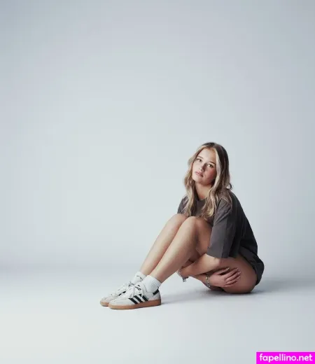 Iben Haastrup OnlyFans Thumbnail #sWSwD3tBXp