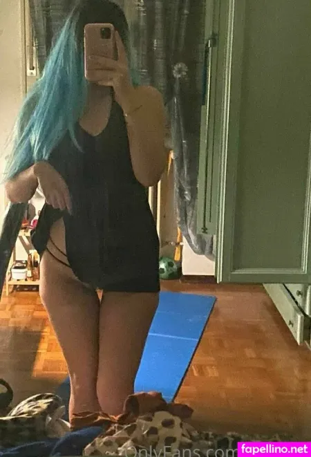 Iceghirl OnlyFans Thumbnail #8DSbtsKFSX