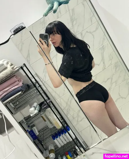 Ickypeach 7 OnlyFans Thumbnail #YLT8eRhXiV