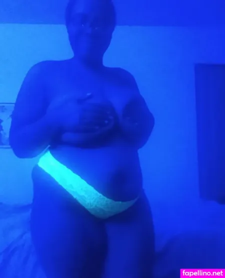 Icyvix2415 OnlyFans Thumbnail #MG8zgwZ7vD