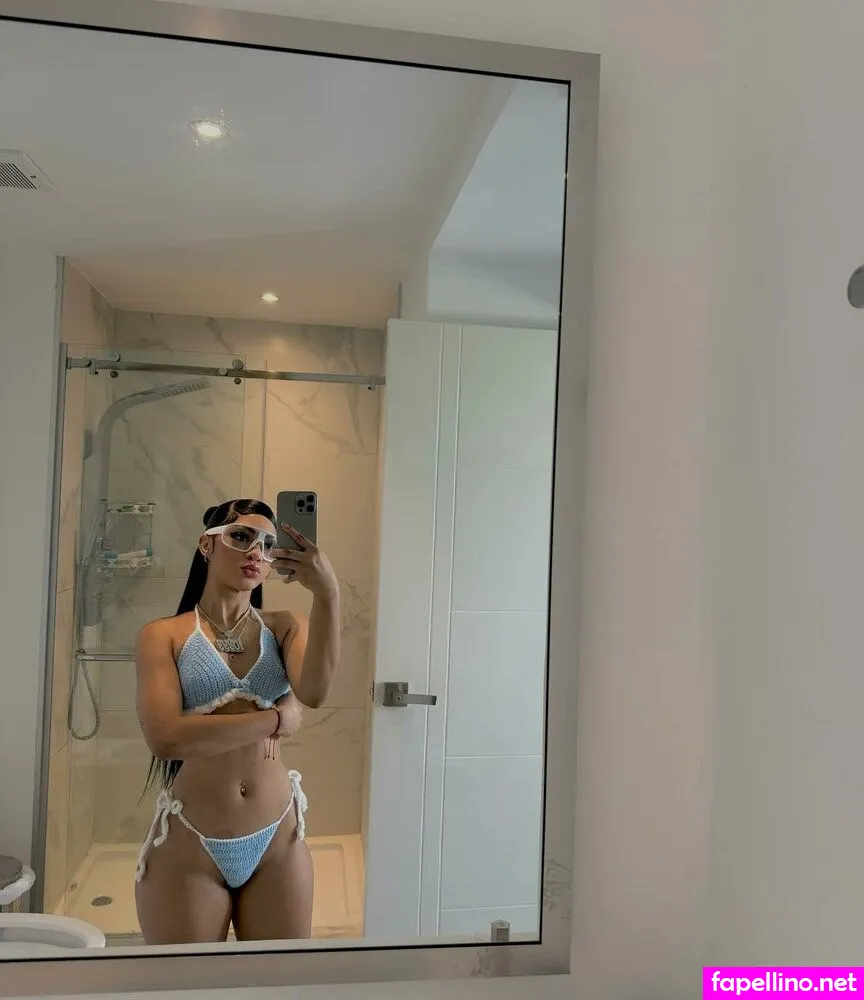 La bella icy, icyalcantara, icyyy_09 Nude Leaked OnlyFans Photo #3G2pQcB4sc