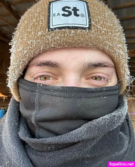 Ideal Elle OnlyFans Thumbnail #9QI1NzxerY