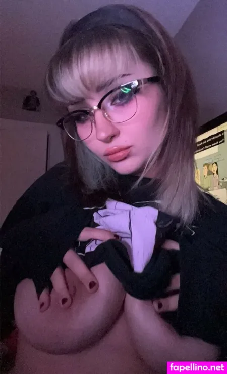 Idkisitgwen OnlyFans Thumbnail #sVFmpqKd4p