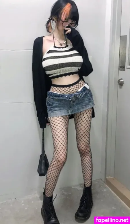Idontwannabeyouanymore OnlyFans Thumbnail #mrk4yhV1Jd